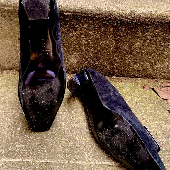 Roger Vivier - Picture 3 of 3